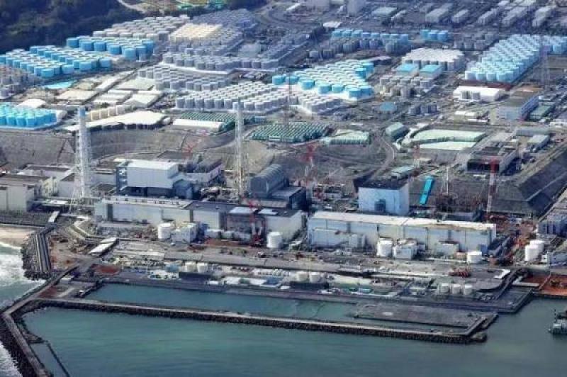 日本政府就福岛第一核电站核污染水问题举行记者会