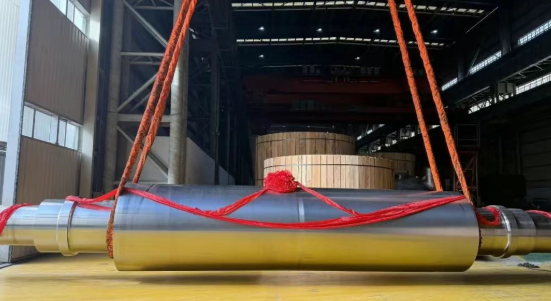 全球最大容量!上重铸锻公司350Mvar调相机转子完工