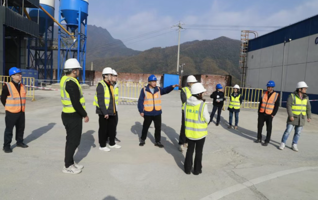 生态环境部西南核与辐射安全监督站对飞凤山处置场开展年度例行核与辐射安全检查