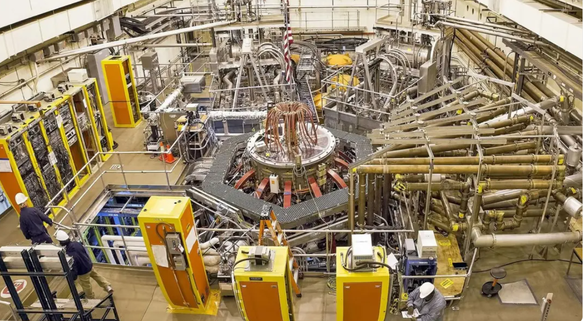 美国PPPL推出STELLAR-AI平台 加速聚变研究模拟至实时