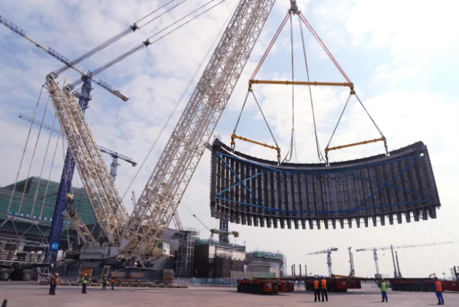 陆丰核电1号机组CA03结构模块顺利吊装就位