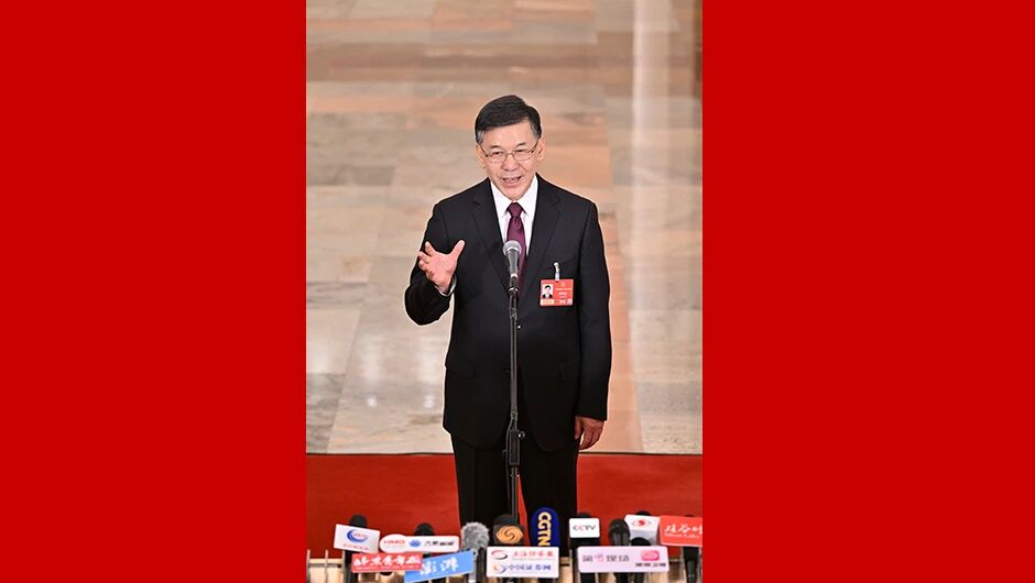 ��λ����������Ҫ��Ϣ�������˾۱䡢����Դ����������ս�²�ҵ