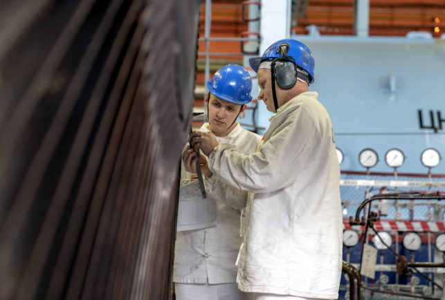 ����˹���˹��(Kursk)�˵�վ����3�Ż������ 