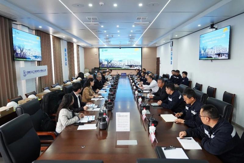 �������ITER��֯��ѧ�����ܸ�������ԣһ��