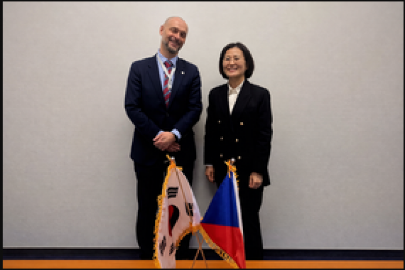 捷克与韩国核安全机构维也纳会晤 研讨核安全合作与审批事宜