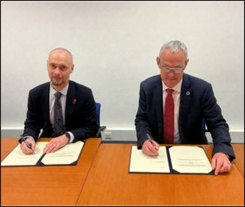 捷克与英国核监管高层会晤 签署核能合作协议