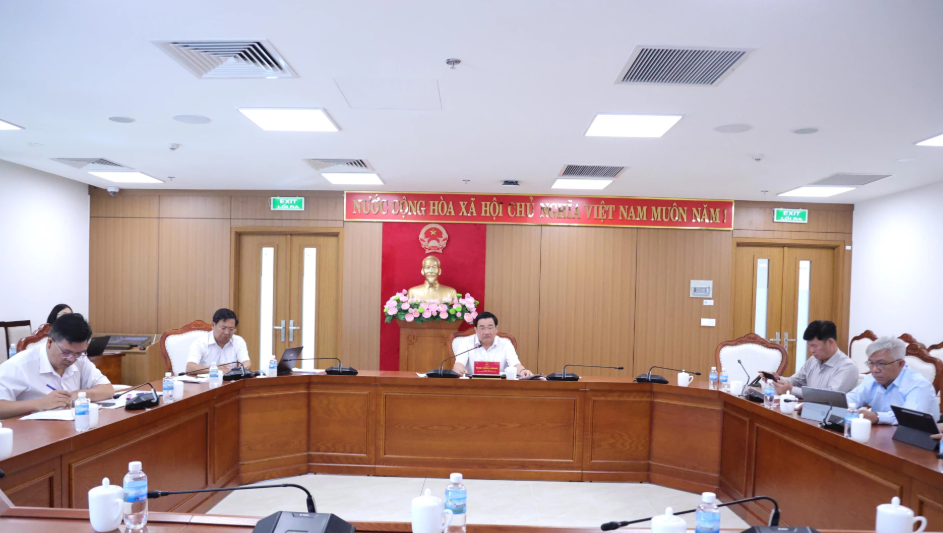 越南庆和省召开专题会议 加快推进宁顺核电项目征地移民工作